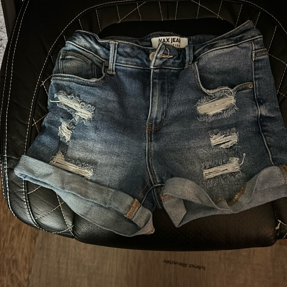 Wax Jean shorts size small